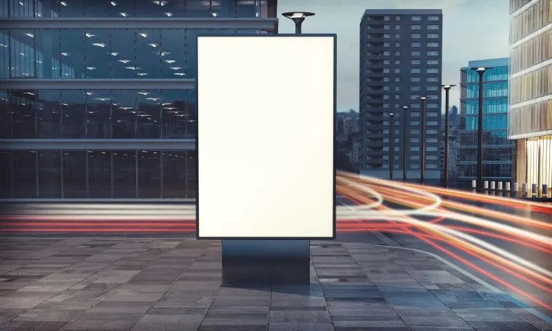 广告牌什么颜色搭配最显眼？