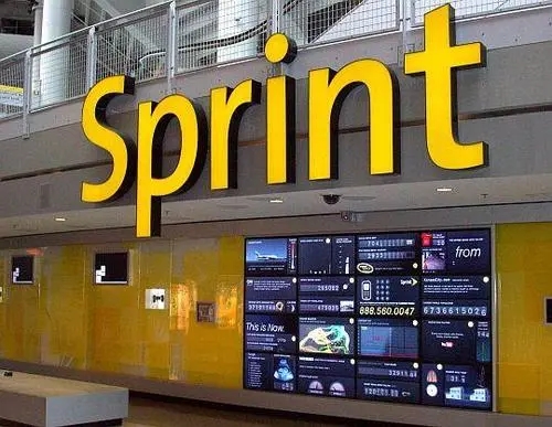 四川广告公司拉布灯箱的亮度与哪些方面有关？